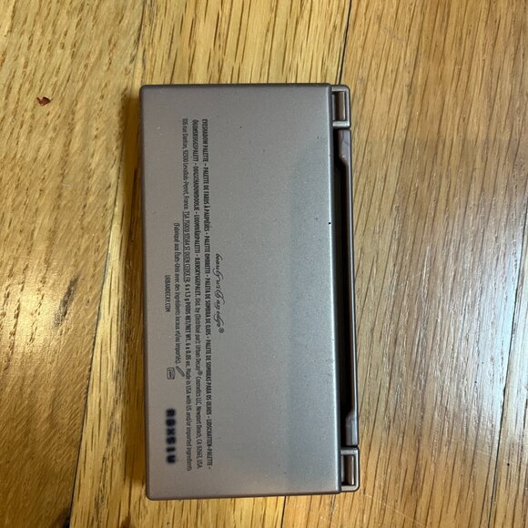 Urban Decay Naked2 Basics Eyeshadow - Picture 3 of 5